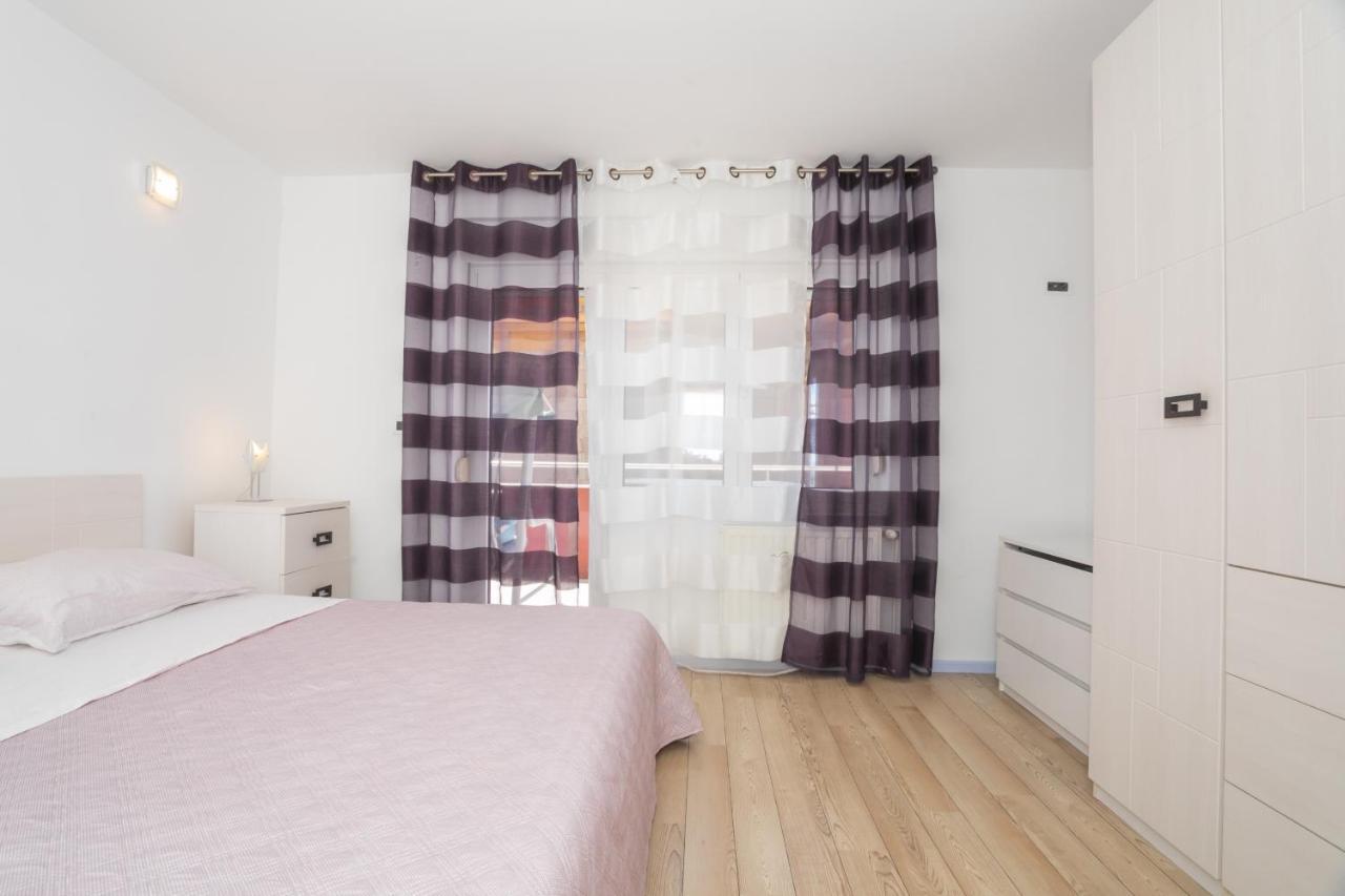 Villa City Center Šibenik Exteriér fotografie